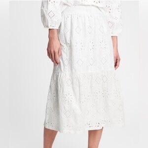 NWT Gap tiered white eyelet maxi skirt size medium tall